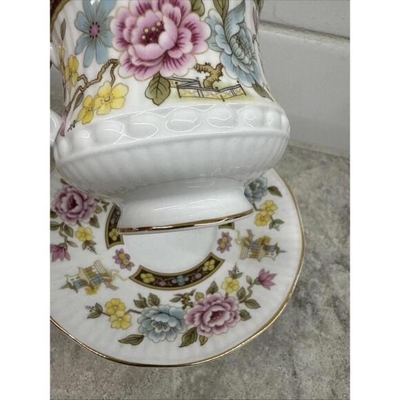 Rosina Queen's Cathay Teacup and Saucer Bone China England Excellent Condition - Picture 8 of 11